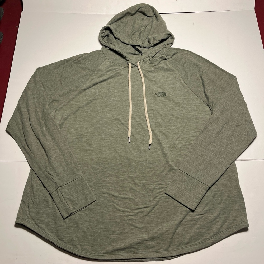 The North Face Women’s Hooded Sweatshirt
